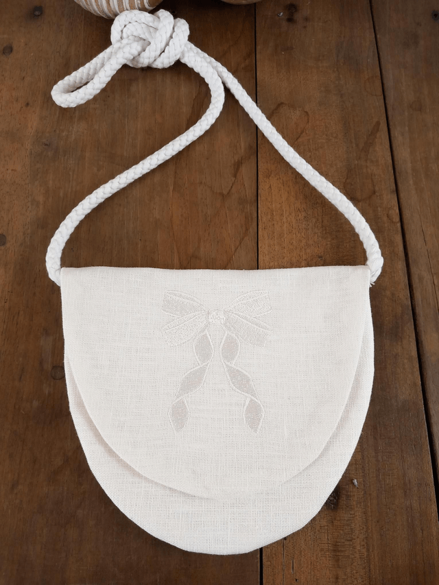 Sac bandoulière en lin brodé blanc
