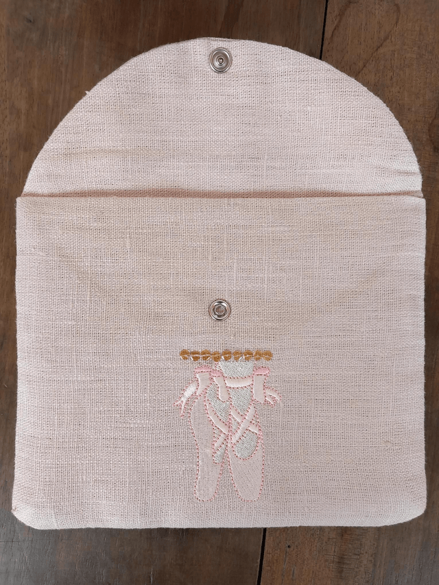 Trousse de maquillage  en lin brodé "ballerines de danseuse"