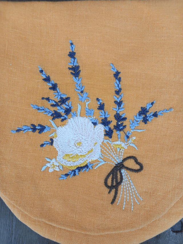 Sac bandoulière en lin brodé orange